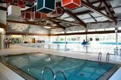 PISCINE-DE-FLORANGE_313344