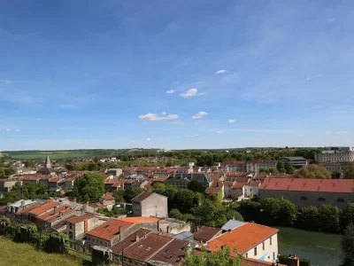 POINT-DE-VUE-8211-CENTRE-MONDIAL-DE-LA-PAIX_306843