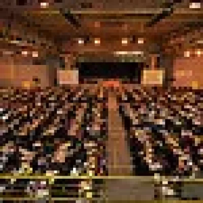 Palais-des-sports-J.-F.-Lamour_723434