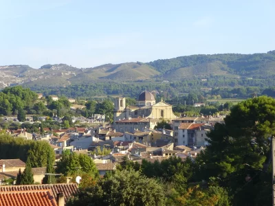 Panorama-depuis-le-sommet-de-la-chaine-des-Cotes_639330