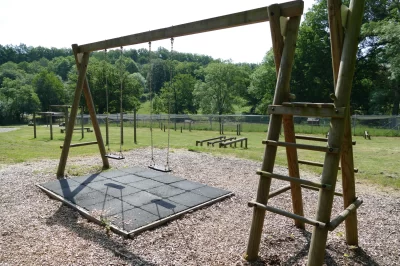 Parc-de-Coux-Aire-de-pique-nique-et-de-jeux_1058619