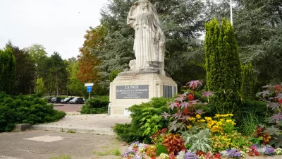 Parc-de-la-Faiencerie_553604