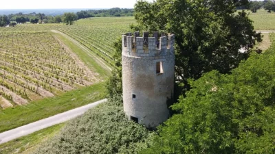 Parcours-a-velo-electrique-au-Chateau-Vieille-Tour_1106696