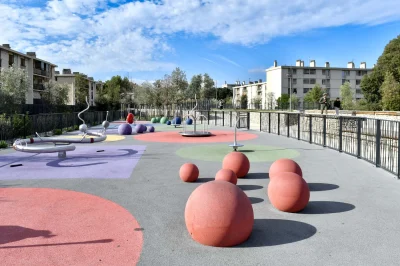 Parcs-B.U.S-La-Germaine-et-Haddad-8211-Marseille-10e-Arrondissement_1844178