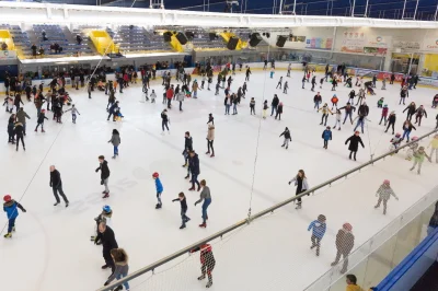 Patinoire-de-Caen-la-mer-8211-Caen_3523340
