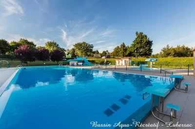 Piscine-et-bassin-aquarecreatif-d039ete-de-Lubersac_1058578