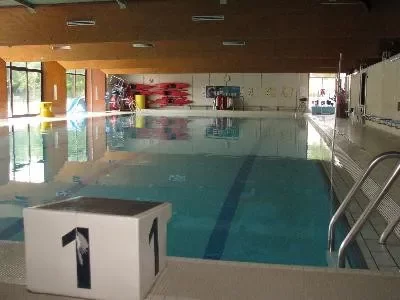 Piscine-municipale_714461