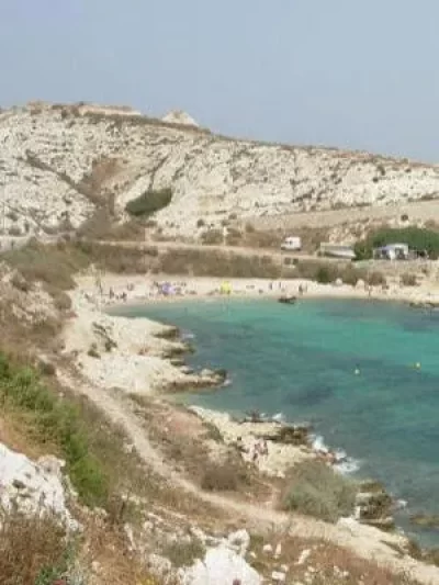 Plage-de-la-Calanque-St-Esteve_712635