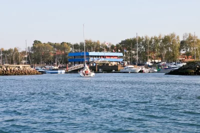 Port-de-plaisance-du-Brise-Lames_1135015