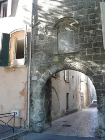 Porte-Jarnegues_665822