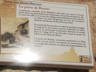 Porte-de-Bassac-et-vestiges-de-remparts_665173