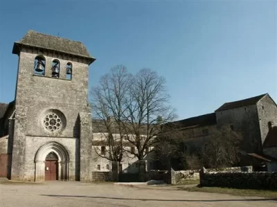 Prieure-Notre-Dame-de-Laramiere_495584