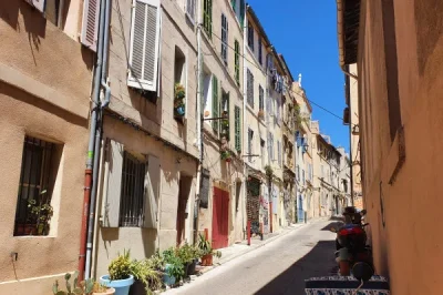 Promenades-Urbaines-le-Panier-8211-01-01-2024-8211-Marseille_2222768