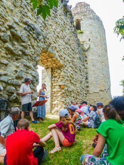 Quand-l039histoire-se-raconte-en-chansons-au-Chateau-de-Ventadour-8211-18-08-2025-8211-Moustier-Ventadour_2171071