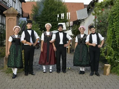 Quand-le-vignoble-rencontre-le-folklore-8211-29-08-2025-8211-Seebach_2455437