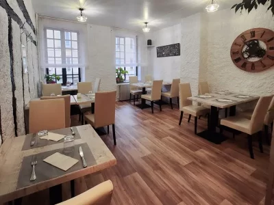 RESTAURANT-8211-TI039RESTO_271286