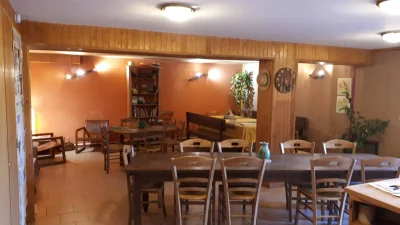 RESTAURANT-DE-LA-VIALE-8211-Saint-Pierre-des-Tripiers_1990652