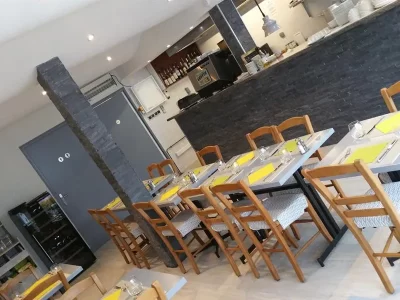 RESTAURANT-LES-COMMIS_271264