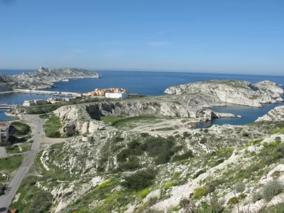 Randonnee-au-Frioul-sur-l039ile-de-Ratonneau_714605