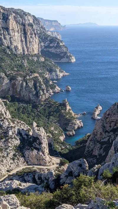 Randonnee-de-Luminy-au-belvedere-de-Sugiton-8211-Marseille_1948528