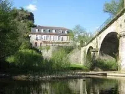 Randonnee-n°-32-8211-Peyroles-et-le-Port-de-la-Besse-8211-La-Salvetat-Peyrales_2229468-1