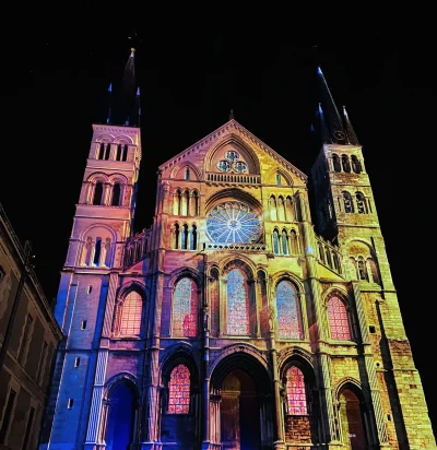 Regalia-spectacle-sur-la-basilique-Saint-Remi-8211-06-07-2025-8211-Reims_2550941