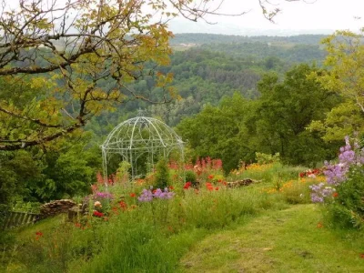Rendez-vous-aux-Jardins-8211-le-jardin-perche-a-Teyssieu-8211-06-06-2026-8211-Teyssieu_3646400