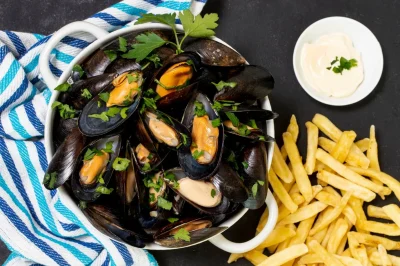 Repas-moules-frites-par-le-Comite-des-fetes-8211-11-10-2025-8211-Auriolles_2120508