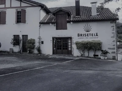Restaurant-Briseteia-8211-Saint-Just-Ibarre_3208595