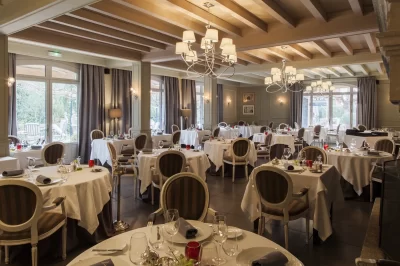 Restaurant-Gastronomique-Le-V_545149