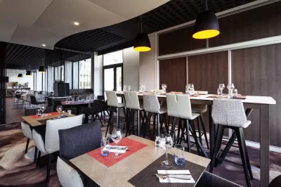Restaurant-Gourmet-Bar_489475
