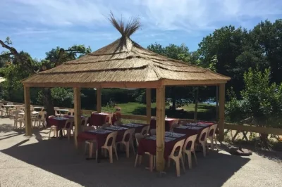 Restaurant-Les-Rousselleries-Beach-8211-Pont-de-Salars_2242330