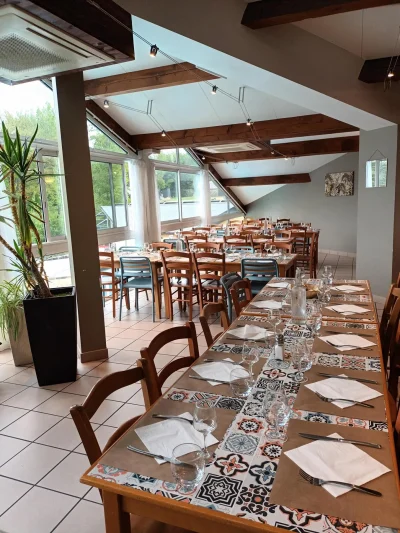 Restaurant-VVF-villages-Le-Pays-d039Eygurande-8211-Eygurande_3326836