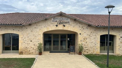 Restaurant-bar-Le-Cendrieux-8211-Val-de-Louyre-et-Caudeau_3257707
