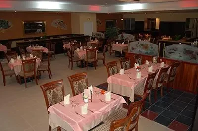 Restaurant-wok-54-8211-Chanteheux_3742994
