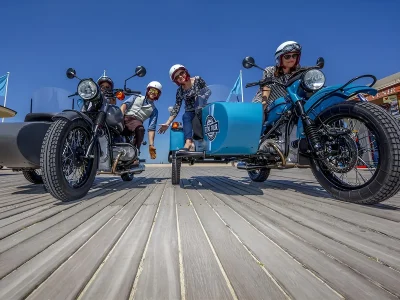 Retro-Tour-Normandy-Visites-en-side-car-8211-Deauville_2643468