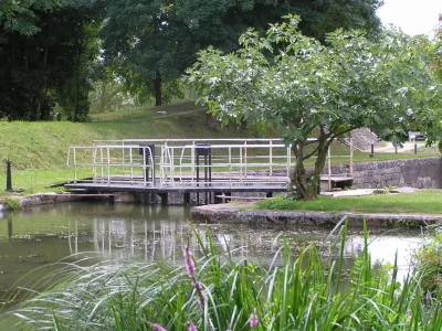 Rivers-and-Canals-in-Europe-8211-Briare_2348307