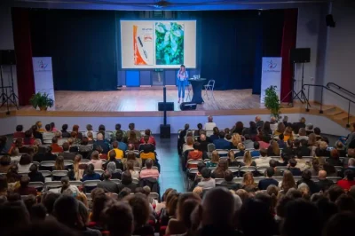 SALLE-SOCIO-CULTURELLE-CLAUDE-NOUGARO-8211-Montady_2688210