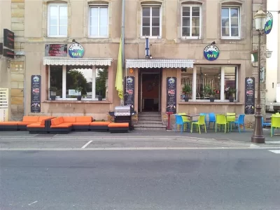 SIDE-ONE-CAFE_262400