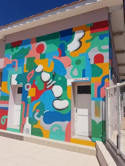 STREET-ART-8211-FRESQUE-A-LA-PISCINE-MAUVEZIN_568189