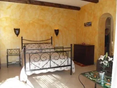 STUDIO-JARDINET-8211-Cassis_2736990