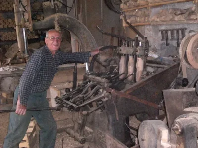 Saboterie-8211-M-Michel-BOUTEILLE-8211-Rullac-Saint-Cirq_2243827