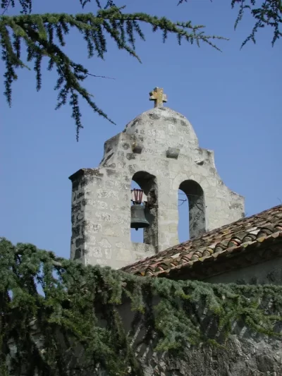 Saint-Macaire-une-balade-nature-autour-de-l039eglise-classee_1070490