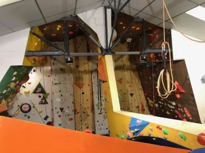 Salle-d039escalade-Gravite_1135905
