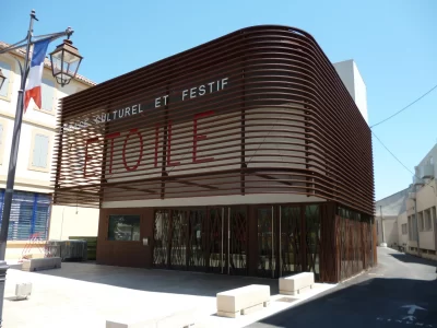 Salle-de-l039Etoile-8211-Espace-Culturel-et-Festif-de-L039Etoile_715491