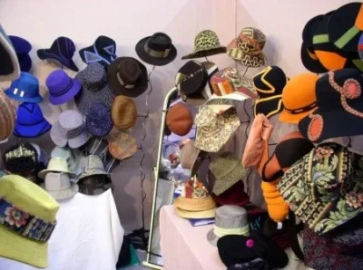 Sculpteur-modiste-Mes-Chapeaux-et-Moi-8211-Saint-Hilaire-Peyroux_3620472