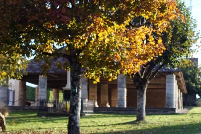 Sentier-des-7-fontaines-a-Beauregard-et-Bassac_1062218
