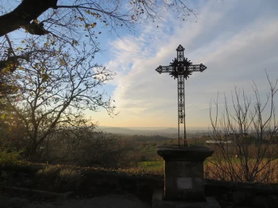 Sentier-du-vin-paille-8211-Queyssac-les-Vignes_3715881