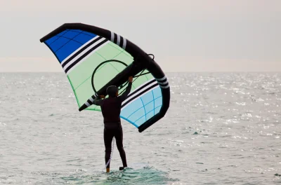 Sessions-de-wingfoil-avec-lassociation-du-Club-Nautique-de-Trouville-Hennequeville-CNTH-8211-Trouville-sur-Mer_3605186