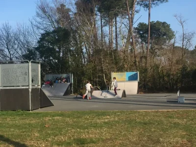Skate-parc-8211-Le-Teich_1796363